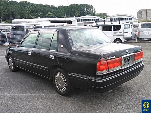TOYOTA CROWN