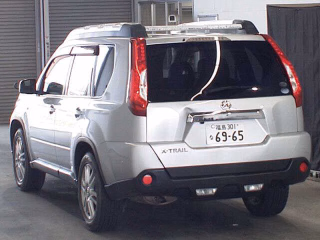 NISSAN X-TRAIL