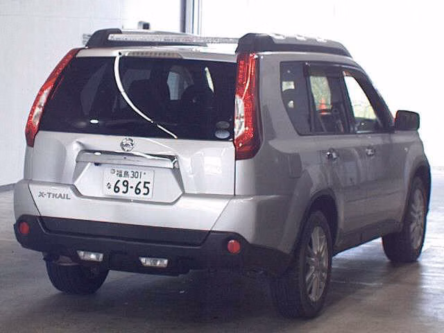 NISSAN X-TRAIL