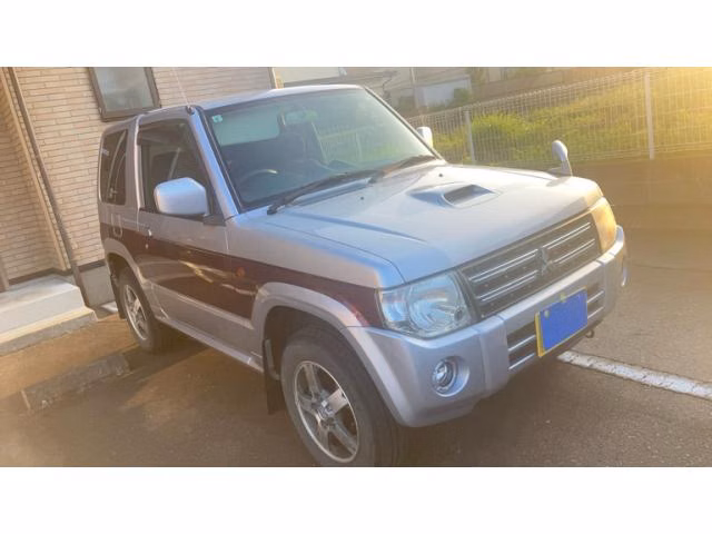MITSUBISHI PAJERO MINI