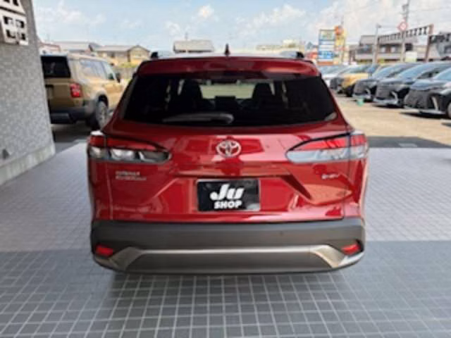 TOYOTA COROLLA CROSS