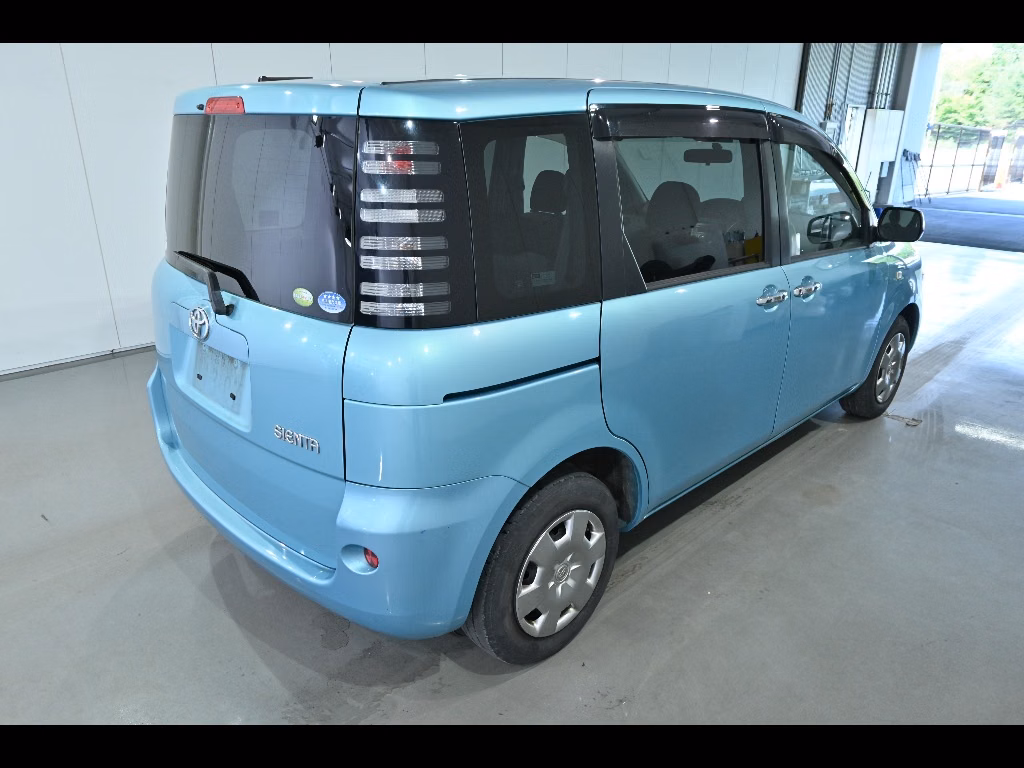 TOYOTA SIENTA