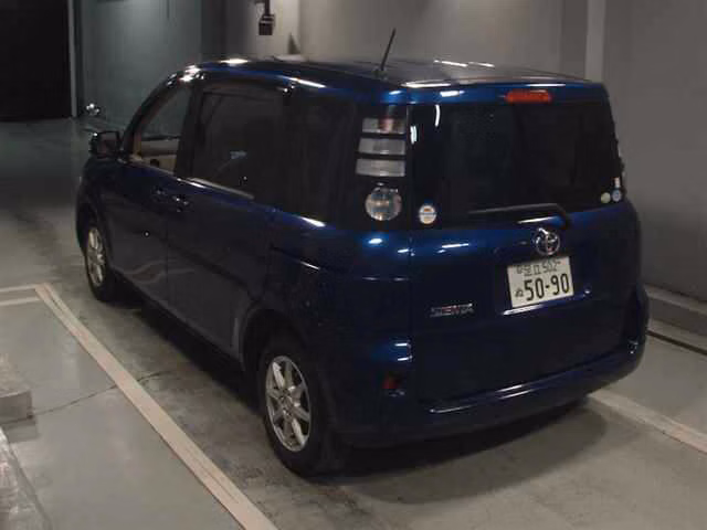 TOYOTA SIENTA
