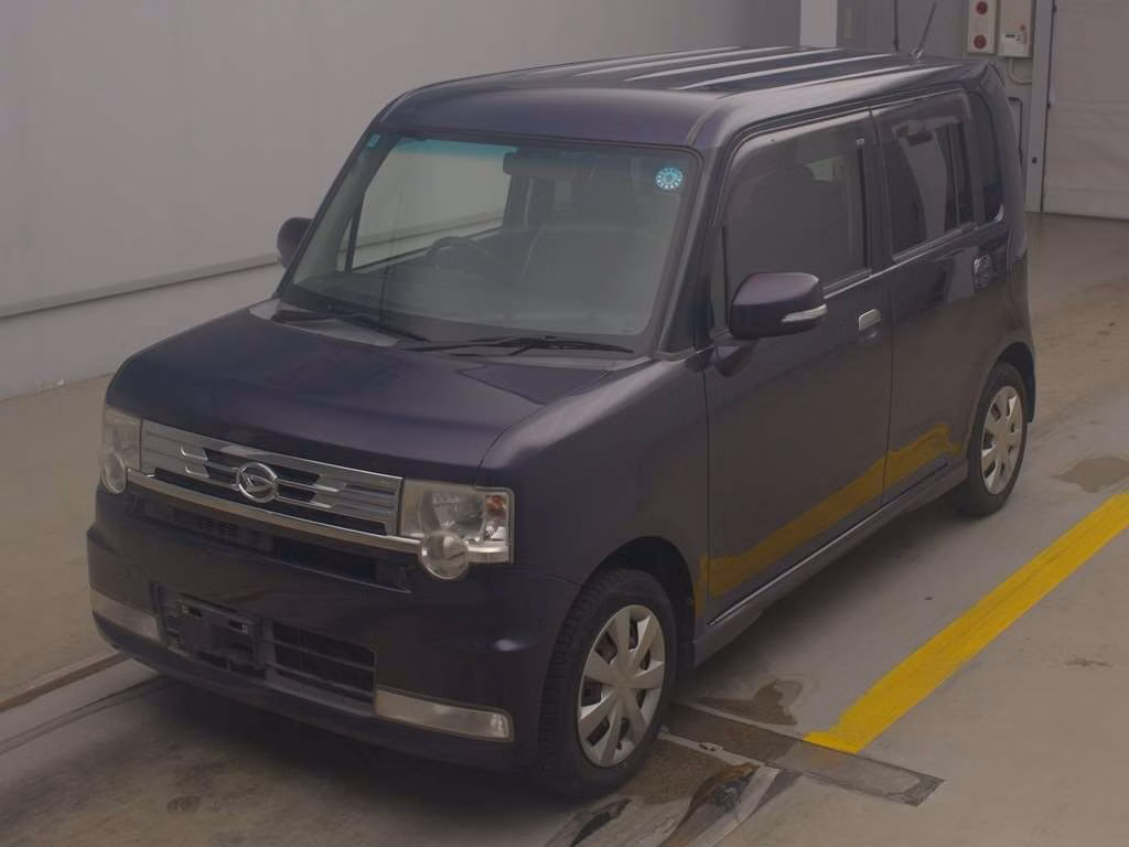 DAIHATSU MOVE CONTE