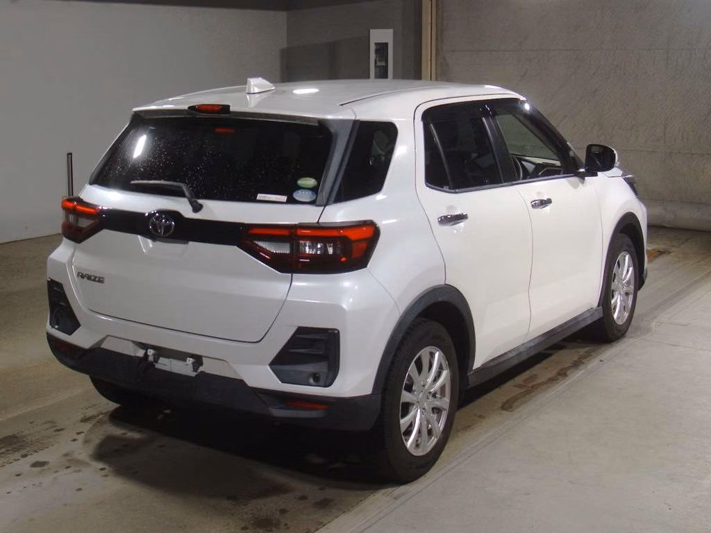 TOYOTA RAIZE
