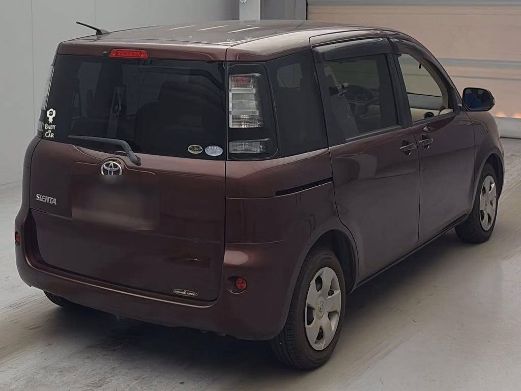 TOYOTA SIENTA