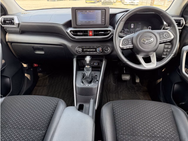DAIHATSU ROCKY