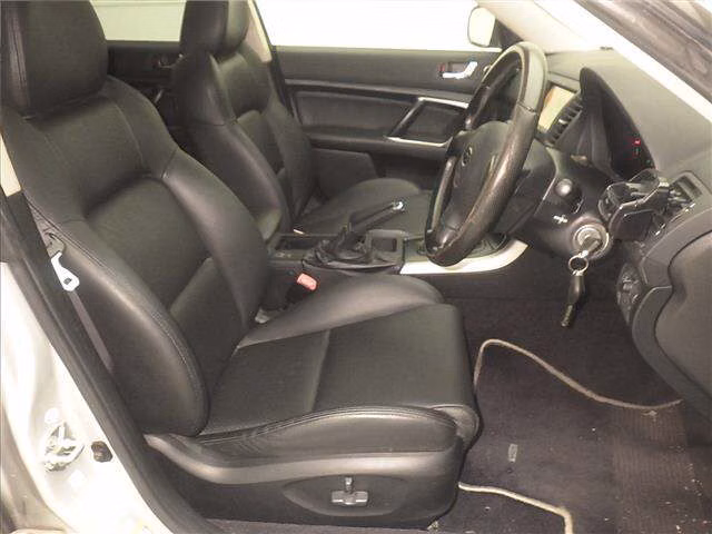 SUBARU LEGACY