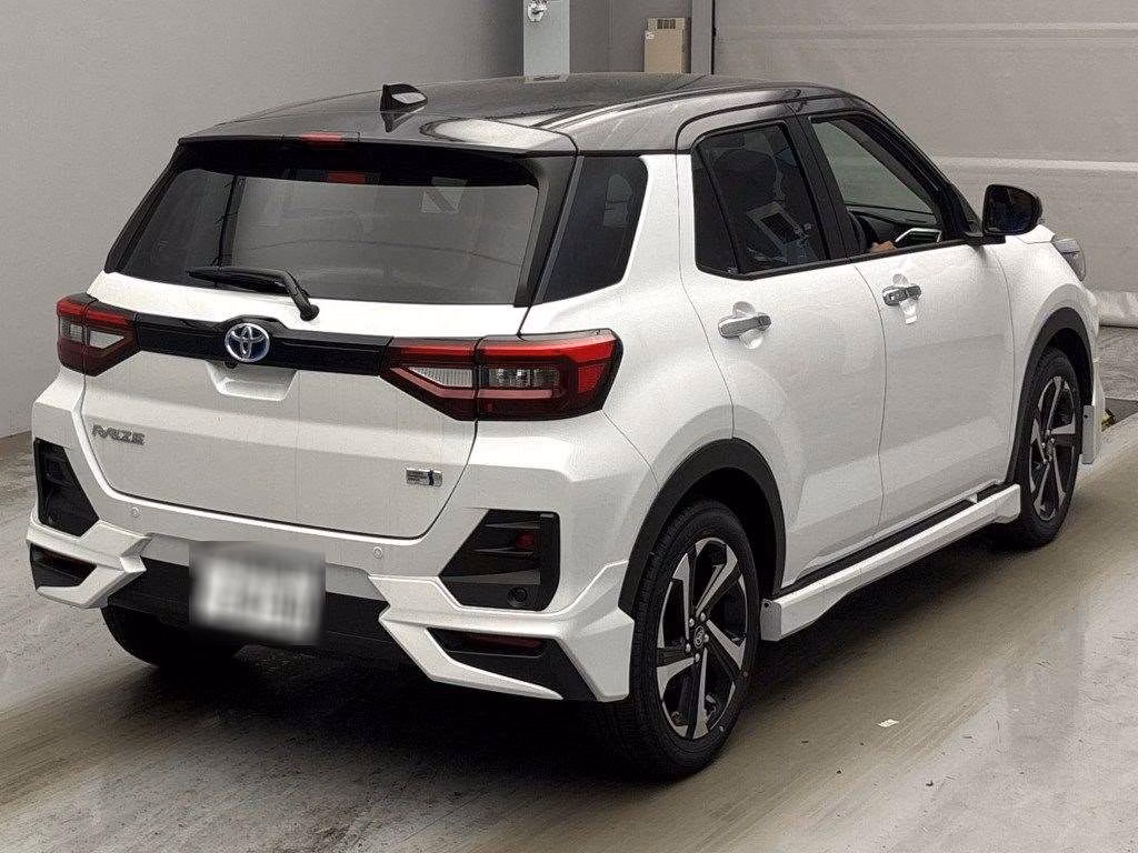 TOYOTA RAIZE