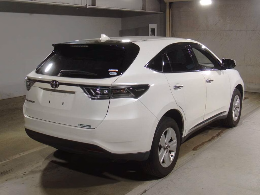 TOYOTA HARRIER
