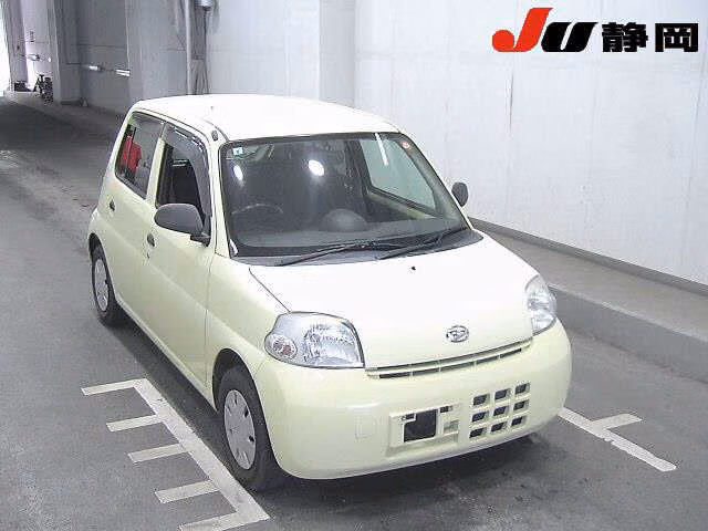DAIHATSU ESSE