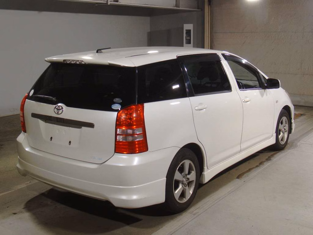 TOYOTA WISH