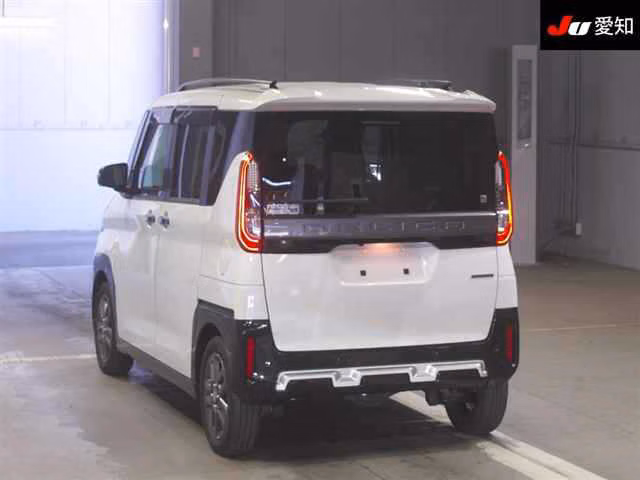 MITSUBISHI DELICA MINI