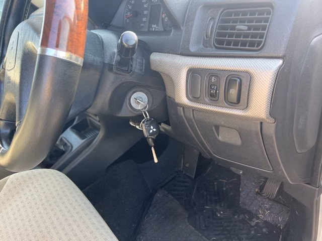 MITSUBISHI PAJERO IO