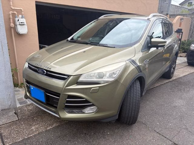 FORD KUGA
