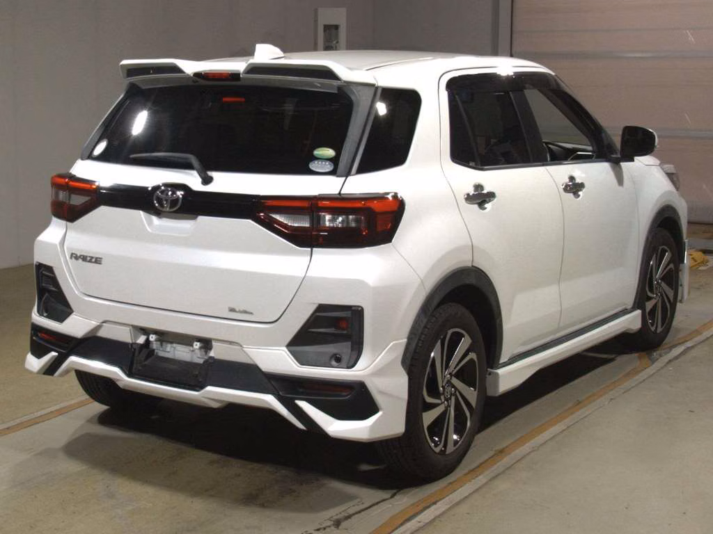 TOYOTA RAIZE