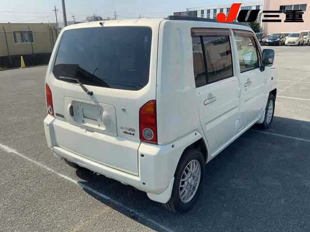 DAIHATSU NAKED