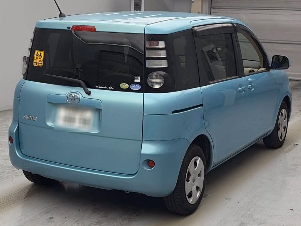 TOYOTA SIENTA