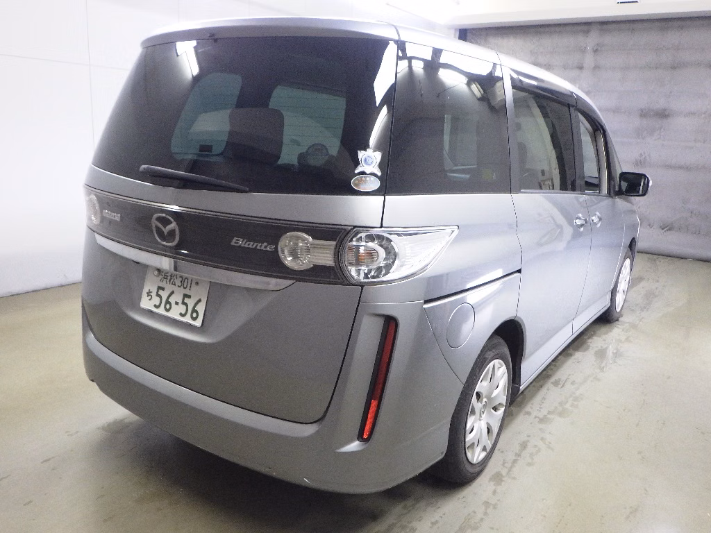 MAZDA BIANTE