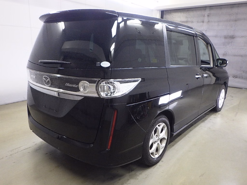 MAZDA BIANTE