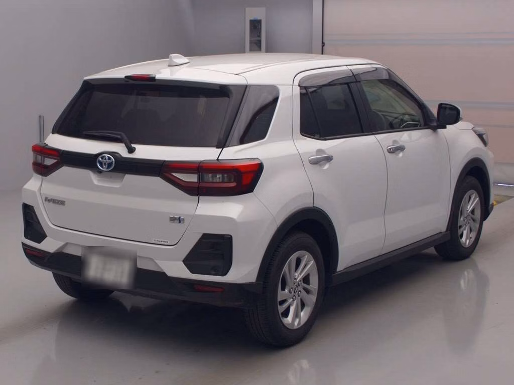 TOYOTA RAIZE