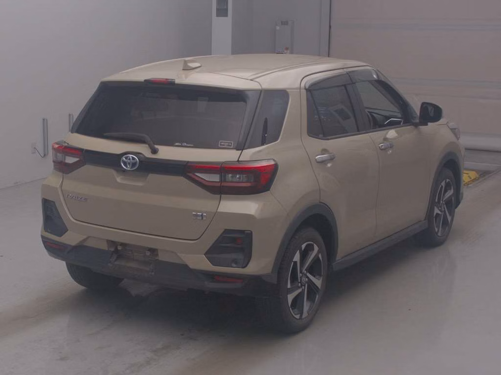 TOYOTA RAIZE