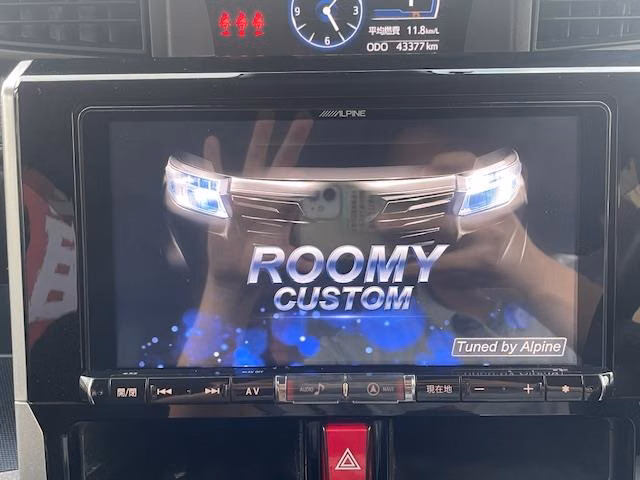 TOYOTA ROOMY