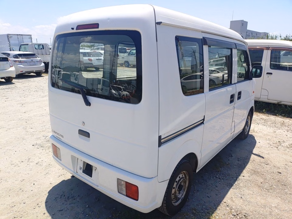 MITSUBISHI MINICAB