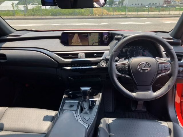 LEXUS UX200