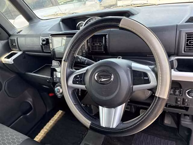 DAIHATSU WAKE