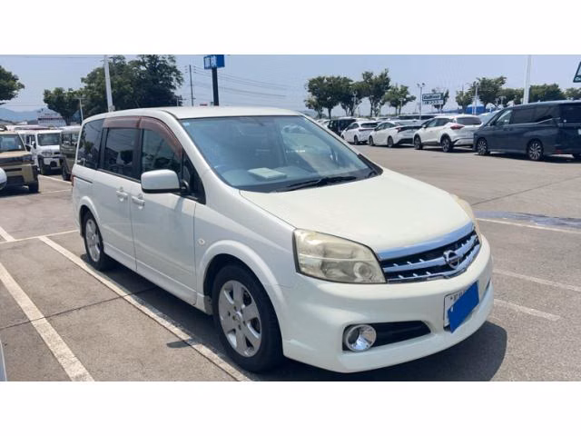 NISSAN LAFESTA