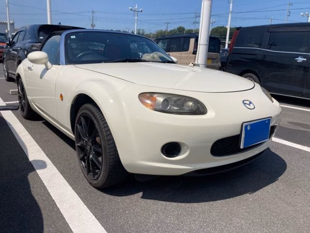 MAZDA ROADSTER