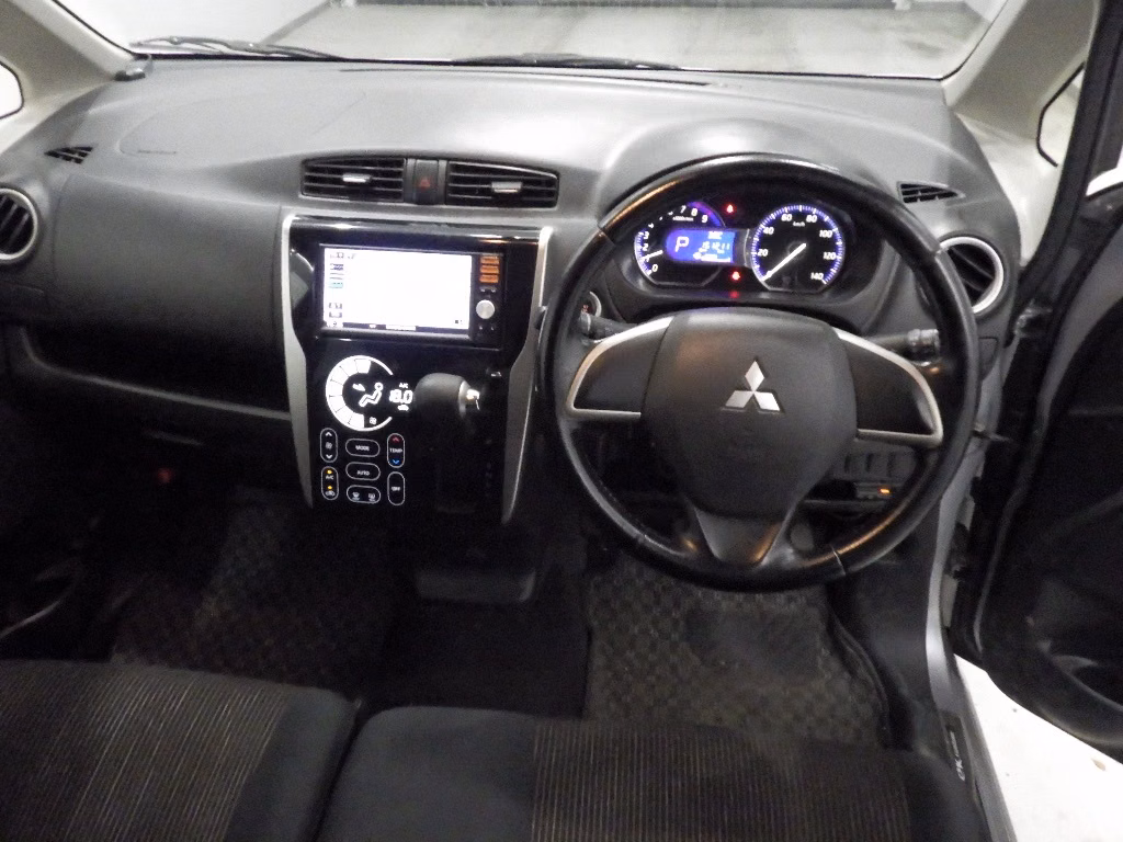MITSUBISHI EK CUSTOM