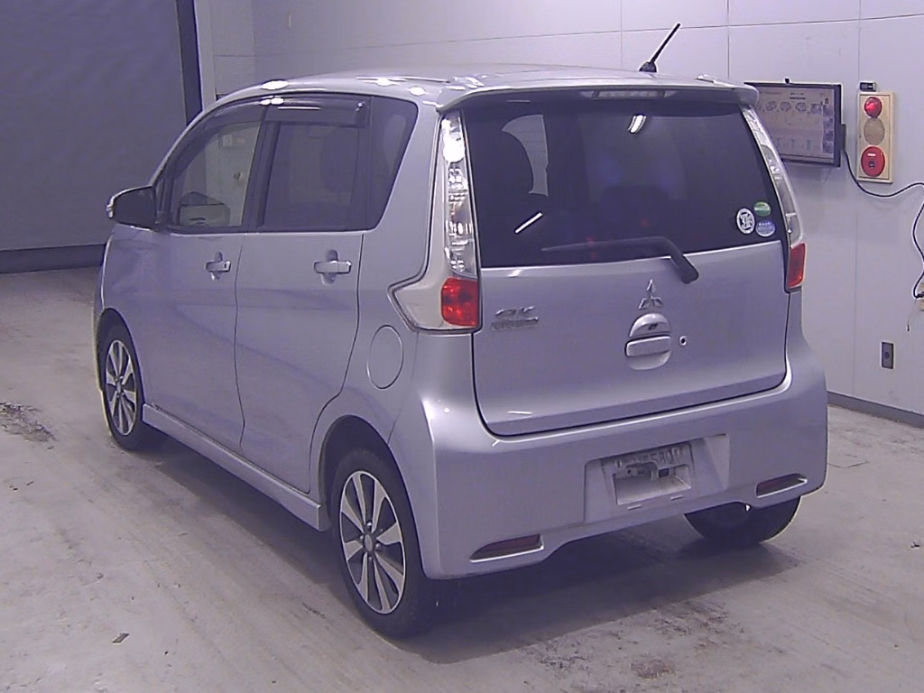 MITSUBISHI EK CUSTOM