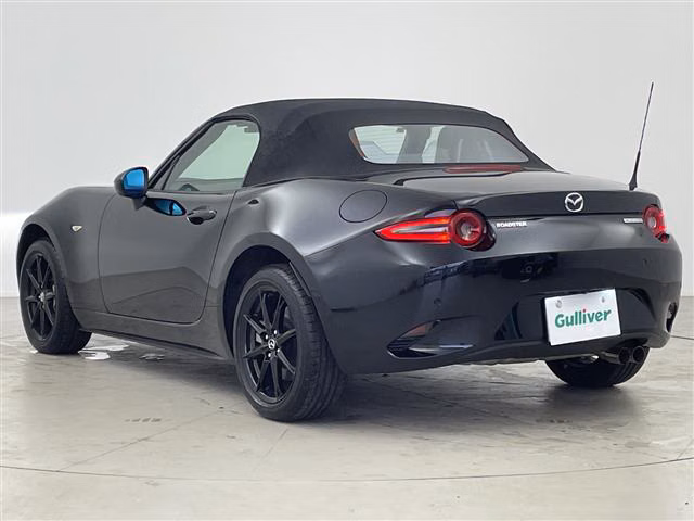 MAZDA ROADSTER