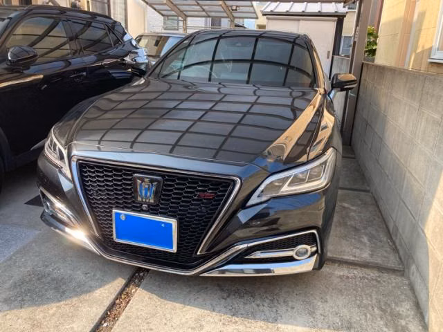 TOYOTA CROWN