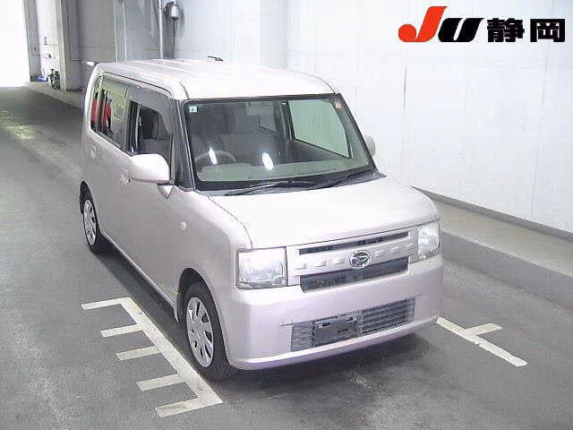 DAIHATSU MOVE CONTE