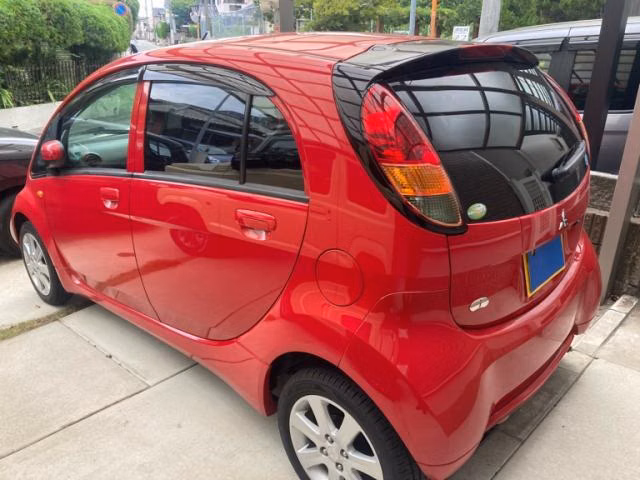 MITSUBISHI I