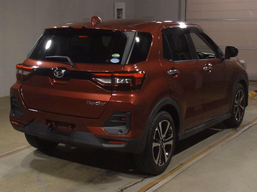 DAIHATSU ROCKY