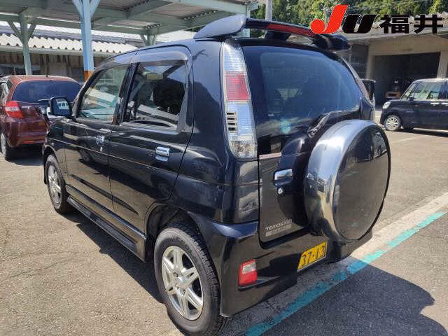 DAIHATSU TERIOS KID