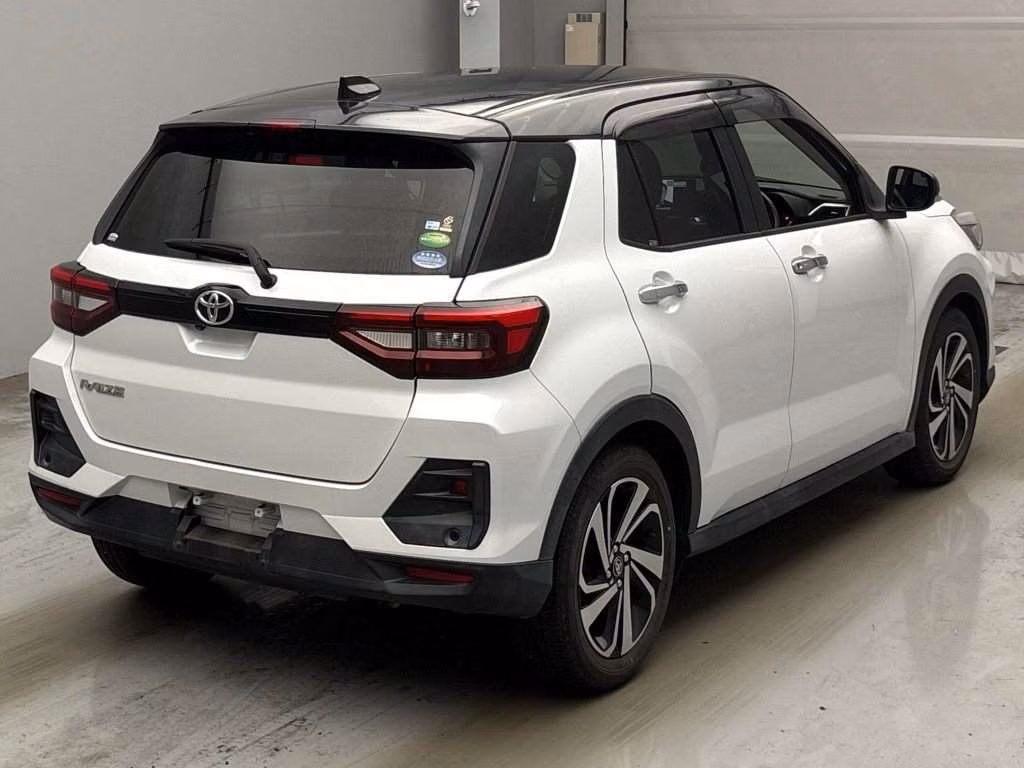 TOYOTA RAIZE