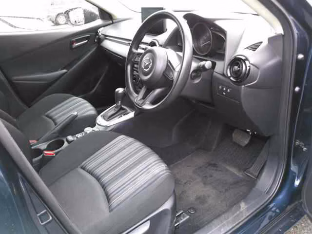 MAZDA MAZDA2