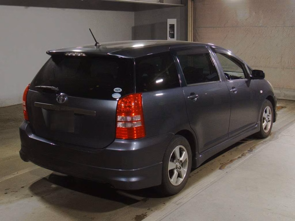 TOYOTA WISH