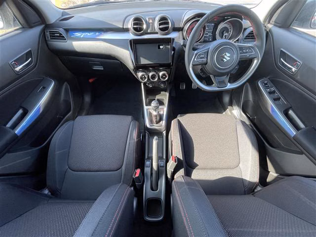 SUZUKI SWIFT