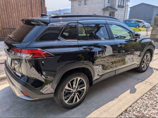 TOYOTA COROLLA CROSS