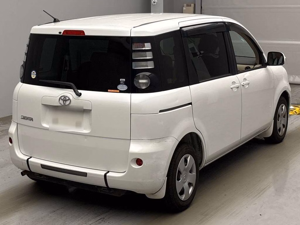 TOYOTA SIENTA