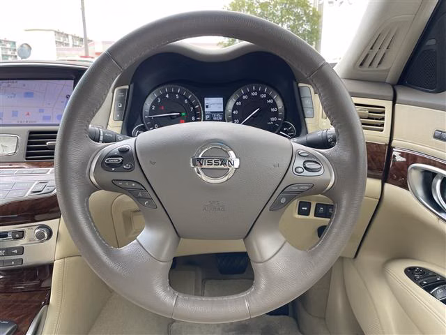 NISSAN FUGA