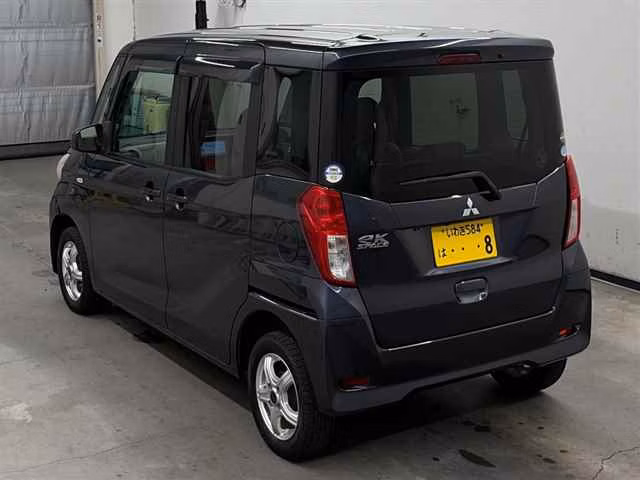 MITSUBISHI EK SPACE