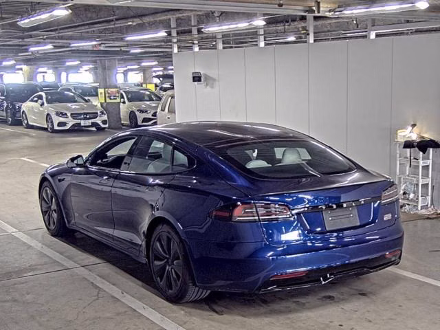 TESLA MODEL S