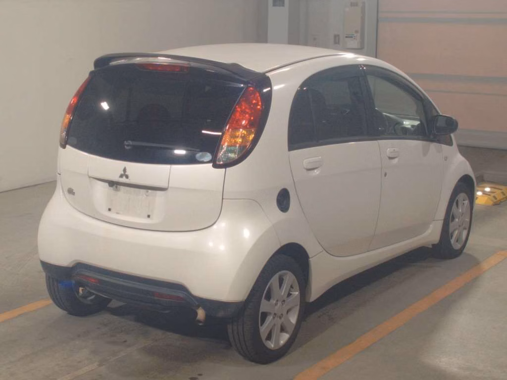 MITSUBISHI I